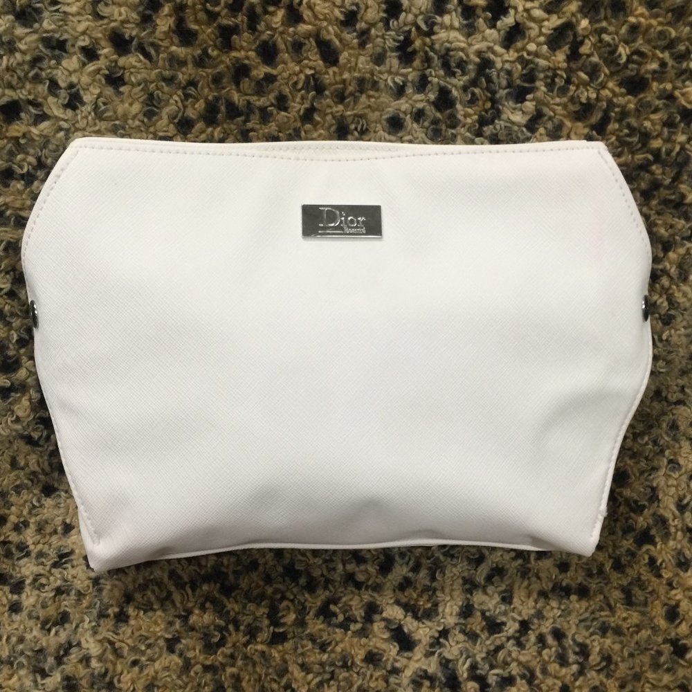 Dior Parfums Beaute' Cosmetic Bag White